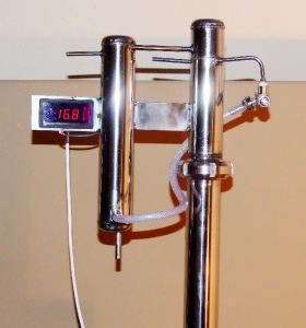 TERMOMETR ELEKTRONICZNY Z WYŚWIETLACZEM LED 900